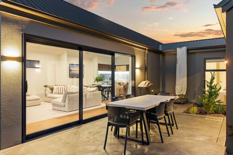 32 Walter Case Drive Harewood_29