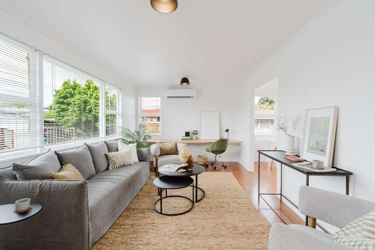 39 Garden Heights Avenue Glenview_7