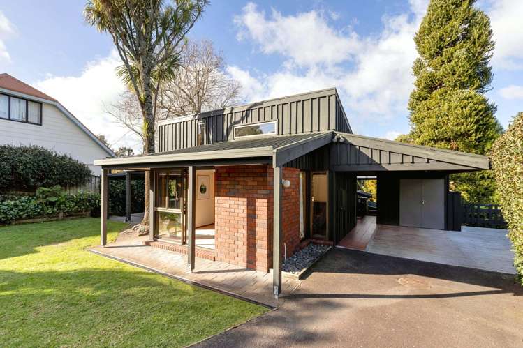 18 Fairmont Terrace Otumoetai_23