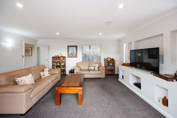 11 Majestic Way Kelvin Grove_8