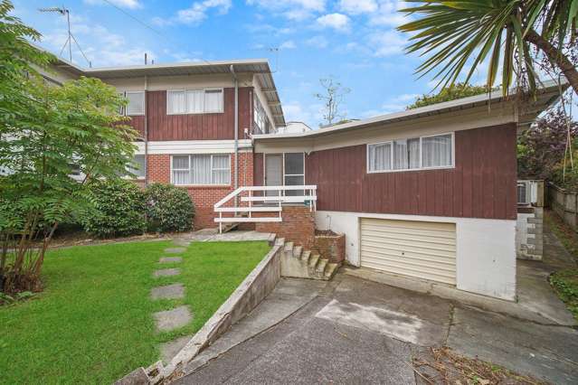 Newly Renovated Large 3 bedroom - What a Location!
