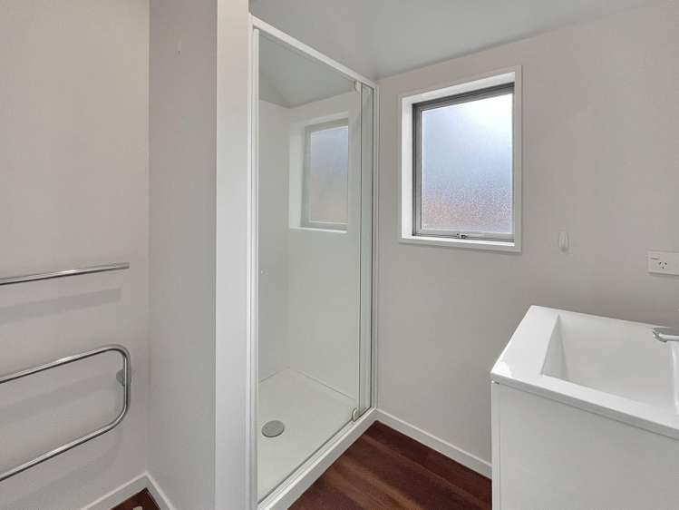 17B Bolton Av Spreydon_11