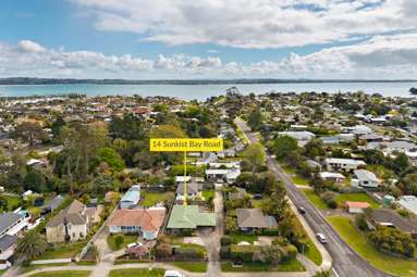 14 Sunkist Bay Road_2