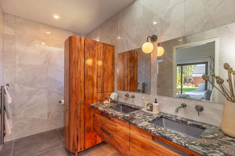 22 Phoenix Palms Grove Levin_12