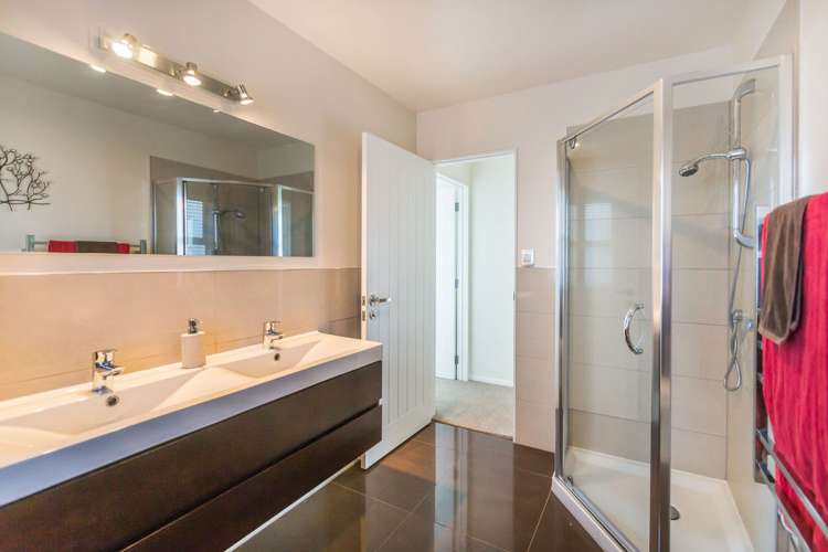 10 Palm View Terrace Gulf Harbour_18