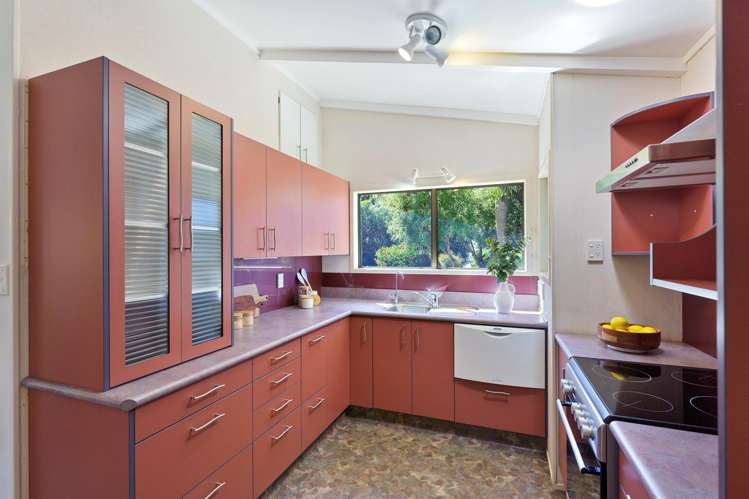 91 Atkinson Avenue Otaki Beach_12