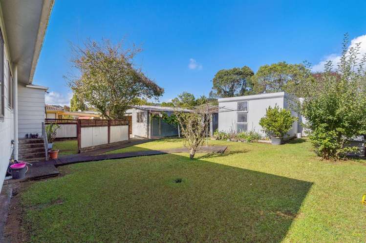 12 Coey Place Glen Eden_13