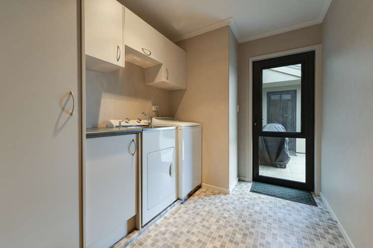 6 Gala Grove Alexandra_23