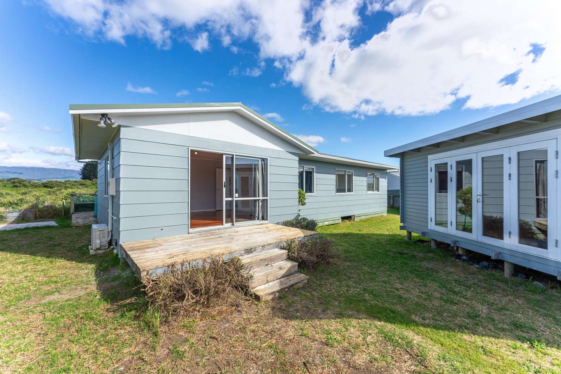 13 Simcox Street Otaki Beach_0