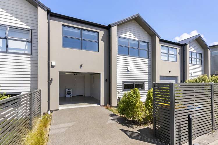 52 Pateke Drive Kenepuru_22