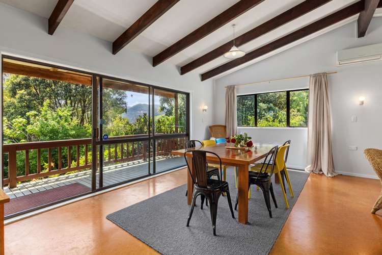 21 Signal Station Road Omapere_13