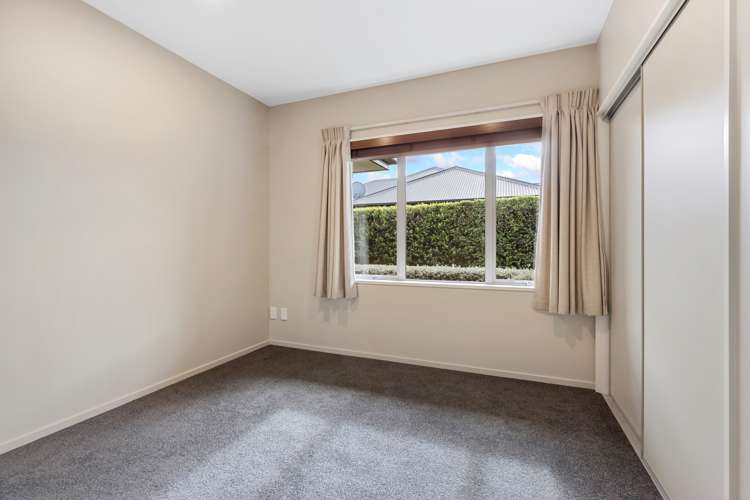 47 Birchfield Avenue Dallington_7