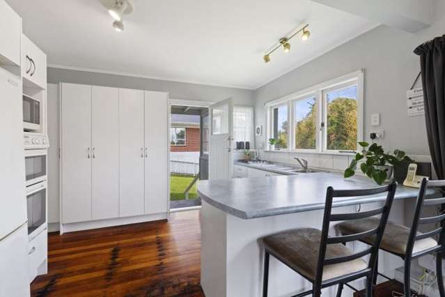 41 KITCHENER ROAD Waiuku_4