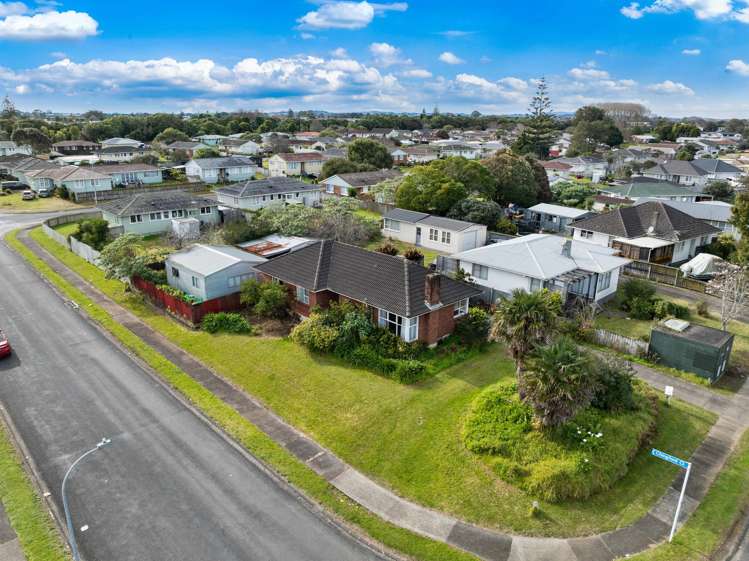 32 Ashgrove Road Mangere_25