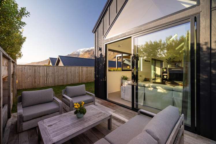 36 Spur Ridge Rise Jacks Point_12