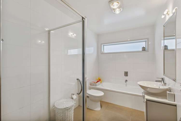 4 Kensington Drive Orewa_8
