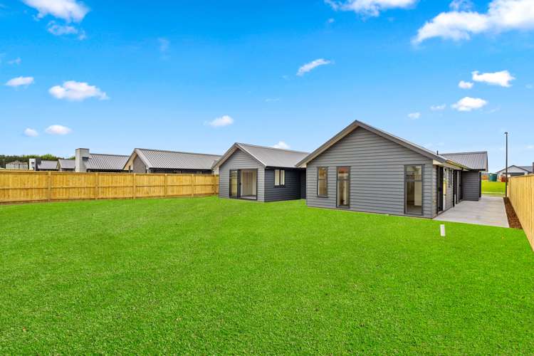 16 Patty Lane Patumahoe_23