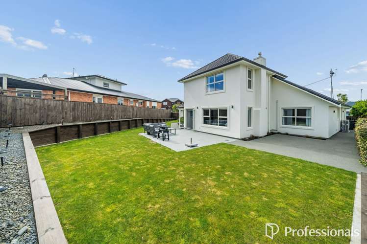 95 Redvers Drive Belmont_22
