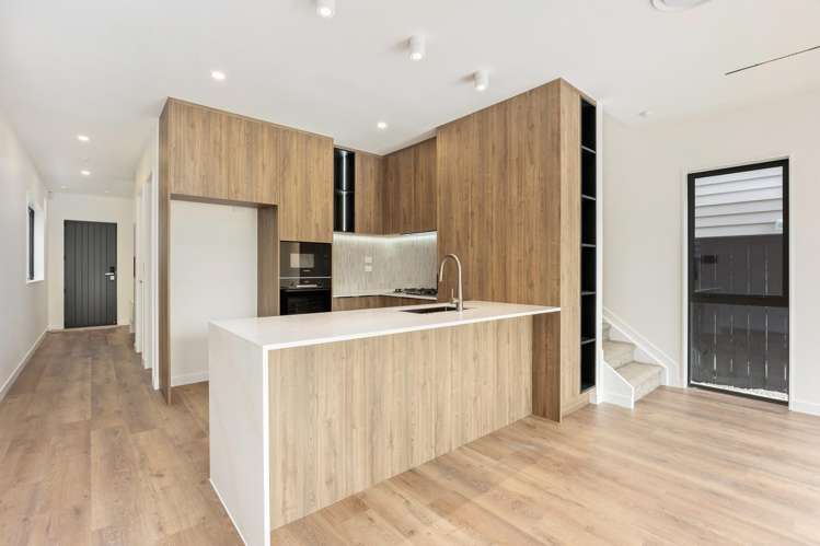 329 Te Taruna Drive Orewa_3