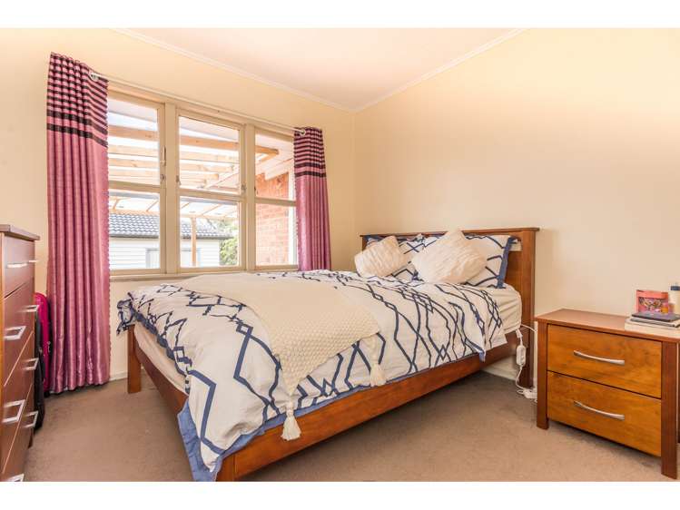 39 Gilliam Street New Lynn_5