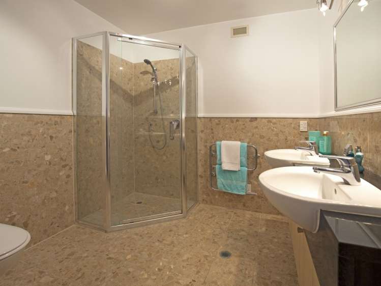 16/99 Mokoia Road Birkenhead_13