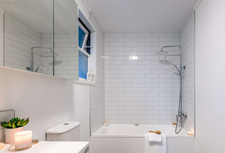 2/69a Landscape Road Mount Eden_9