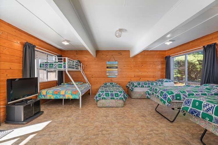 32 McCall Ave Pauanui_12