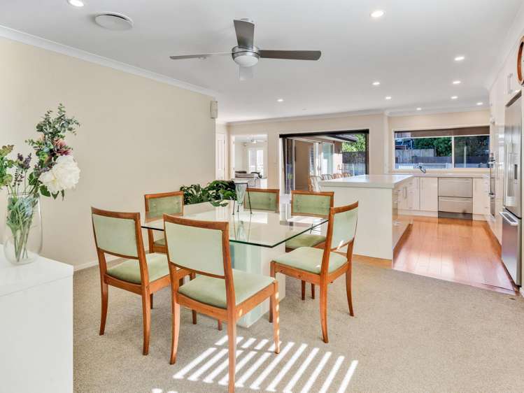 5 Seymour Road Mellons Bay_14