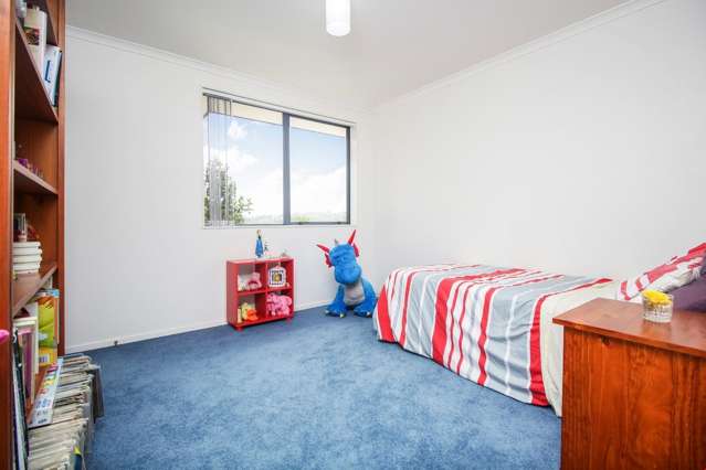 16 Plumstead Rise Glen Eden_2