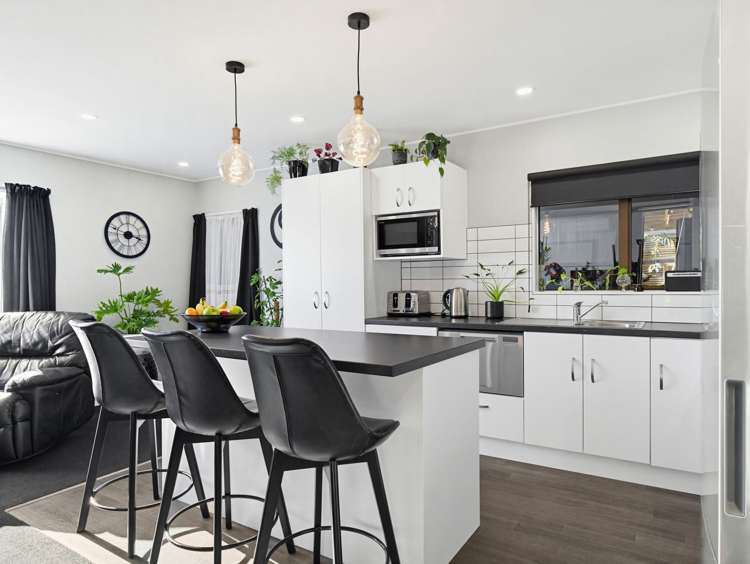 2/604 Alexandra Street Parkvale_8