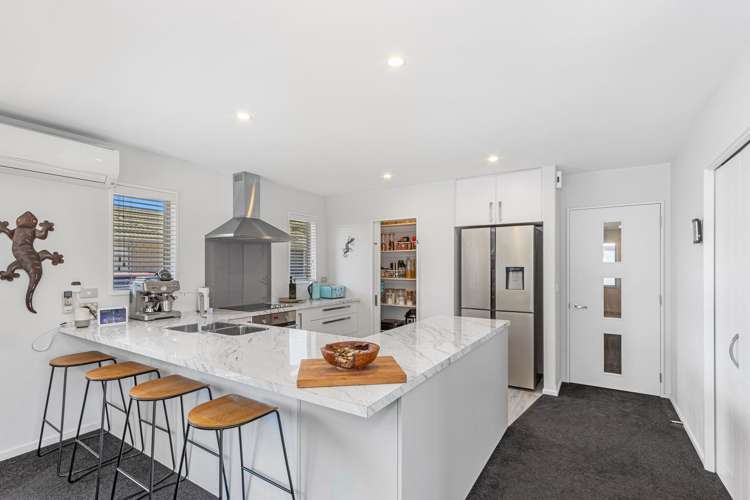 6 Newhaven Street Burwood_1