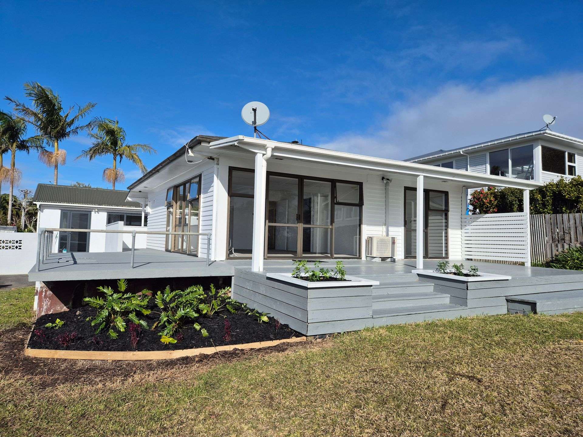 6 Beach Road Manly_0