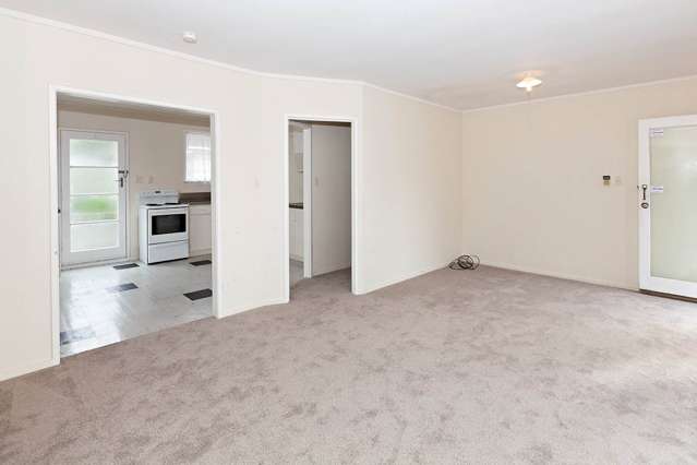 4/64A Ngatiawa Street One Tree Hill_4