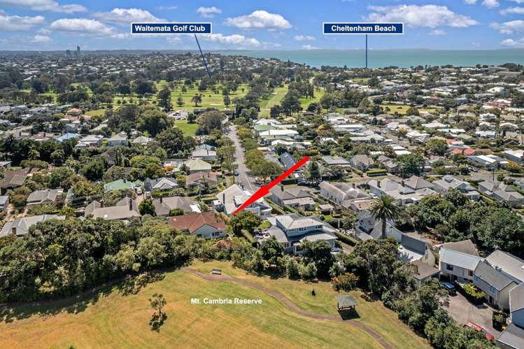 38A & B Albert Road Devonport_35