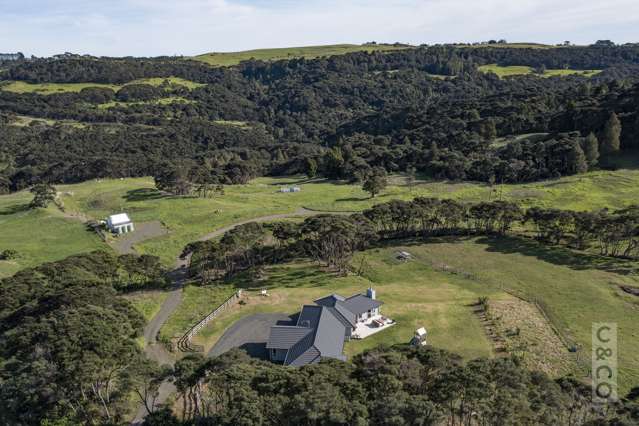 1293 Old North Road Helensville_2