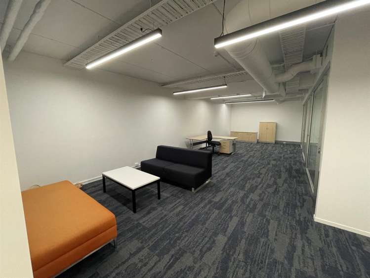 435 Khyber Pass Road Newmarket_4