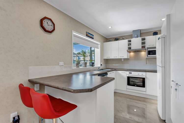 24 Eastland Road Flat Bush_6