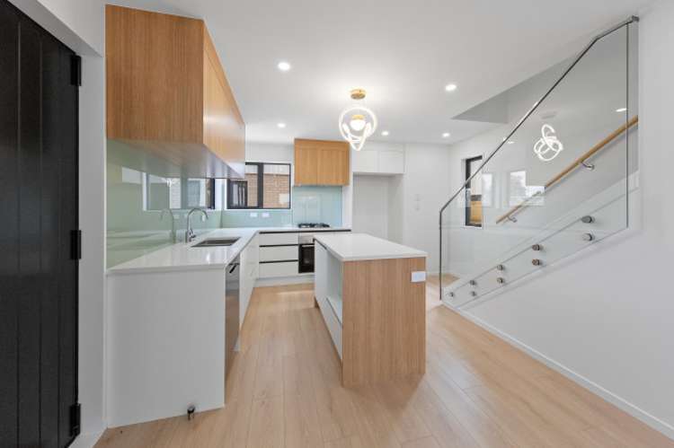 7/1 O'Connell Street Manurewa_3