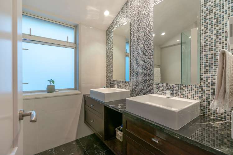 4 Ferryhill Road Epsom_11