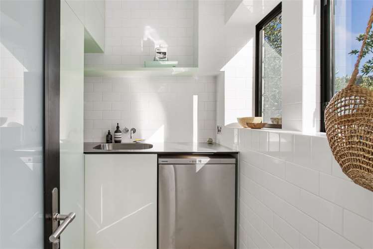 8 Menzies Street Sumner_23