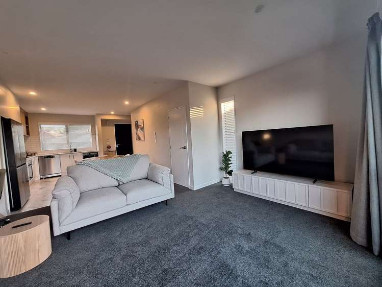 1/140 St Albans Street_0