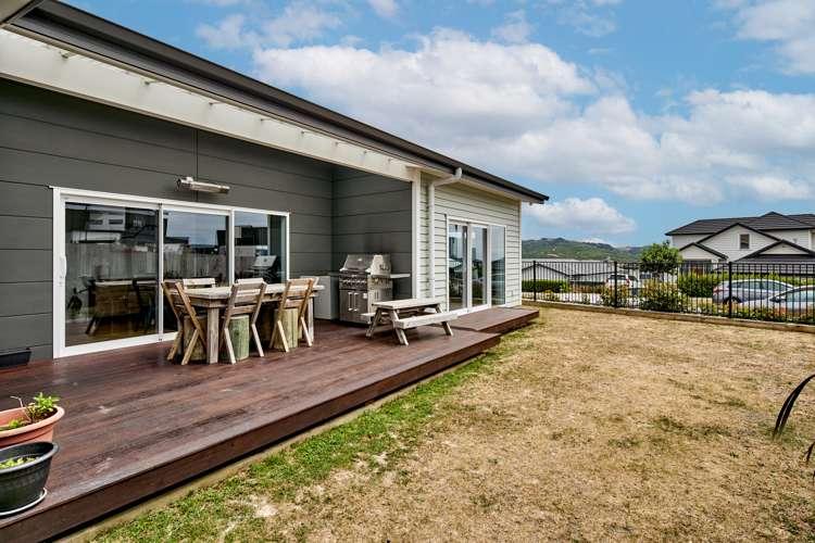 107 Queen Charlotte Drive Aotea_23