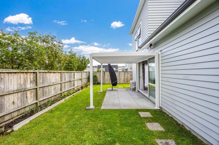 16 Couldrey Crescent Red Beach_27