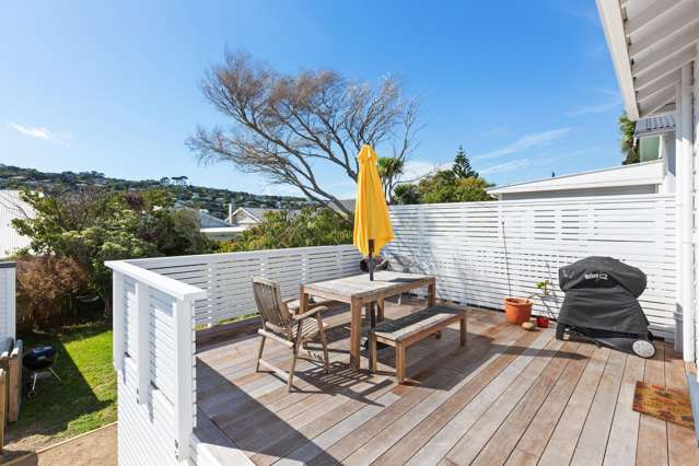 SUNNY, TIDY HOME - PRIME LOCATION