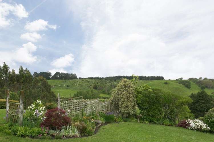 30 The Bush Track Aokautere_9