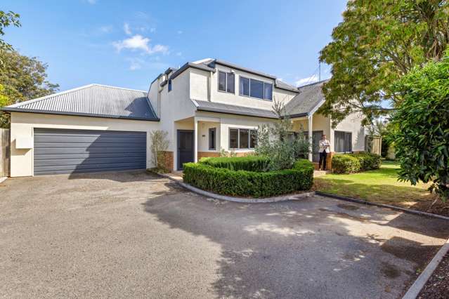 Easy living - Right next to the reserve