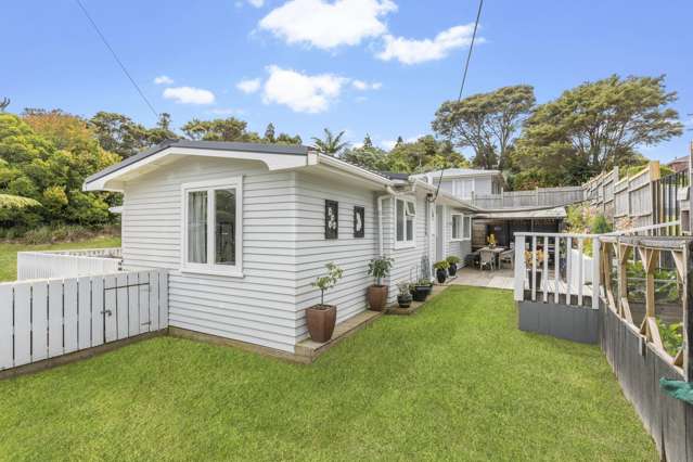 7 Norman Road Titirangi_2