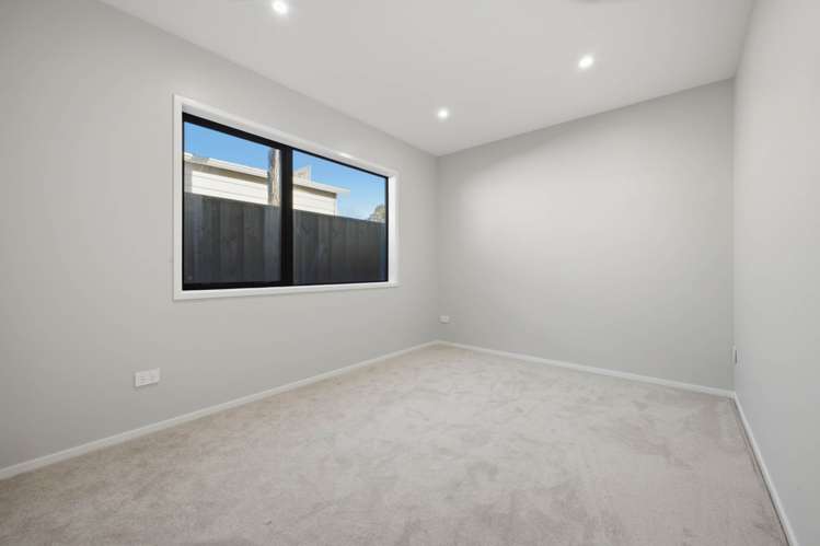 3/10 Graham Road Conifer Grove_15