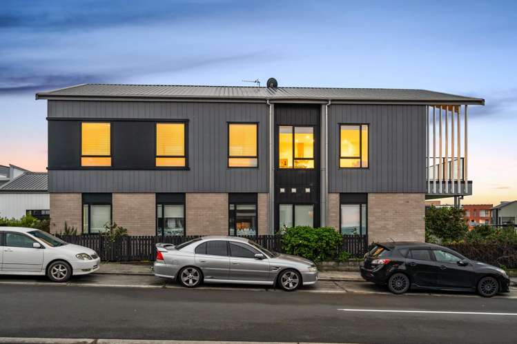 16 Malcolm Calder Road Hobsonville_21