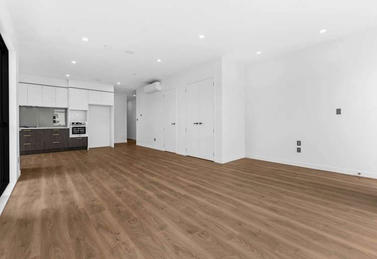 135 Bremner Road_4